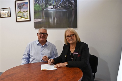 Interim CEO Scott Greensill and Mayor Liz Schmidt 
