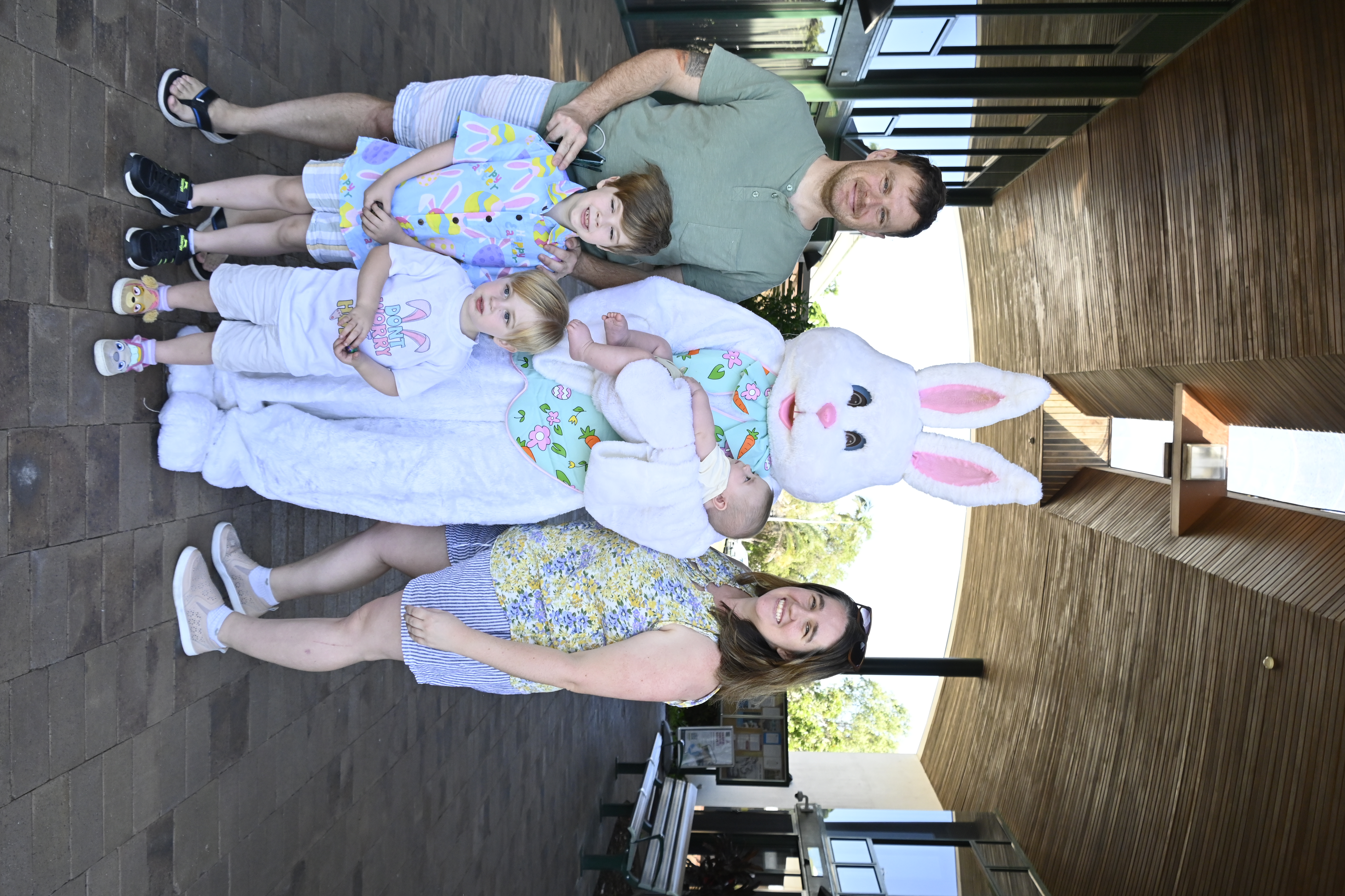 2025 Easter Bunny Photos