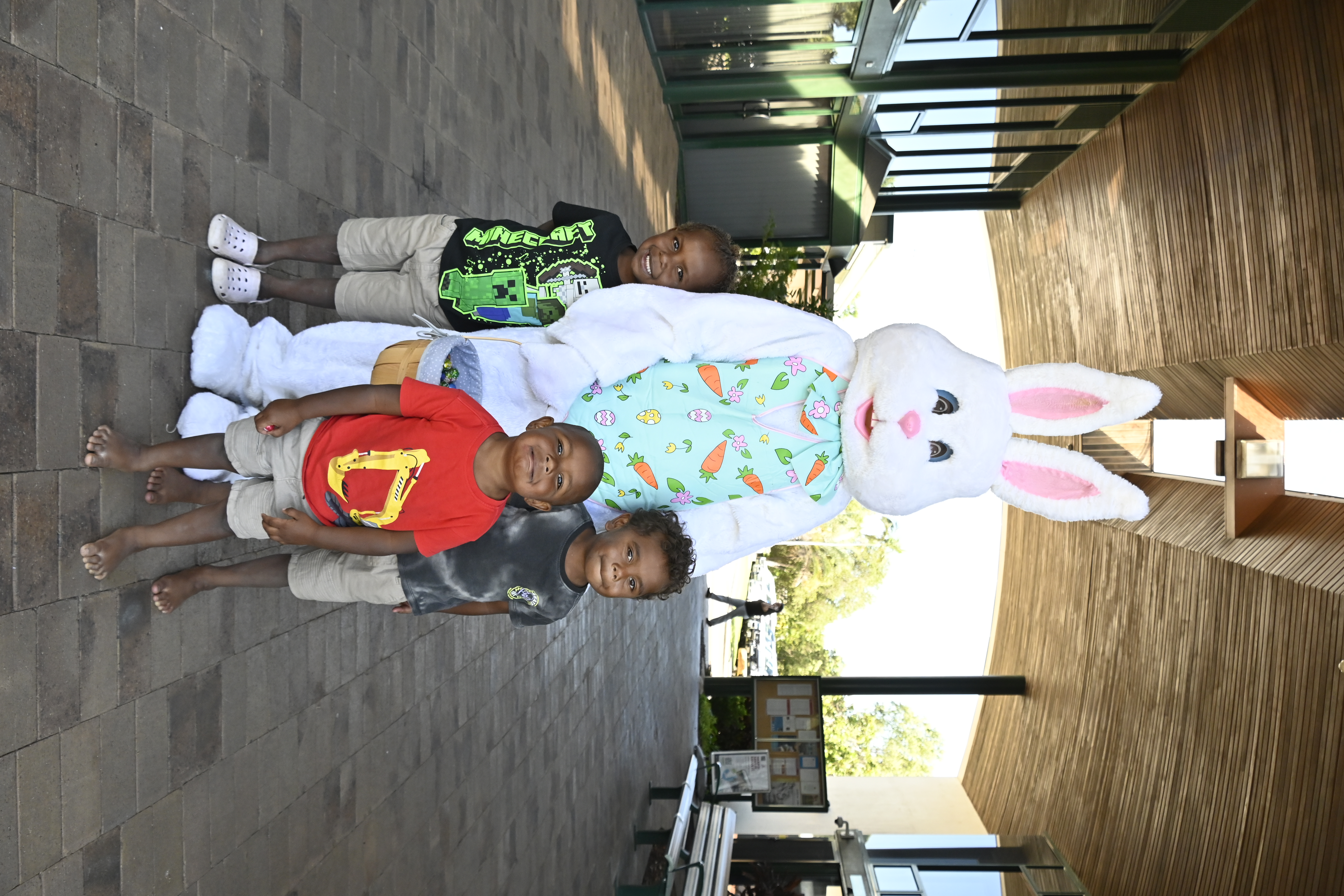 2025 Easter Bunny Photos