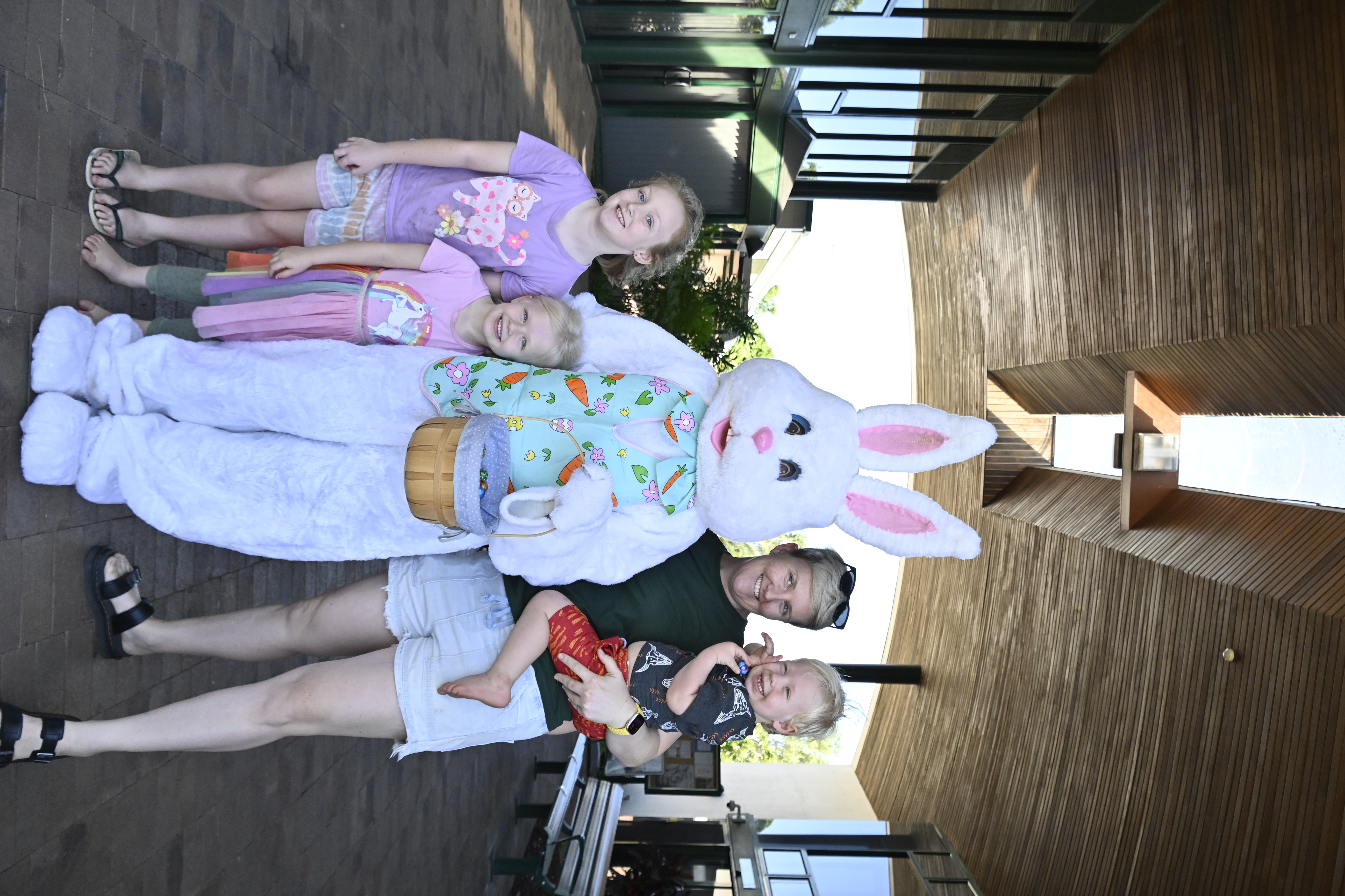 2025 Easter Bunny Photos